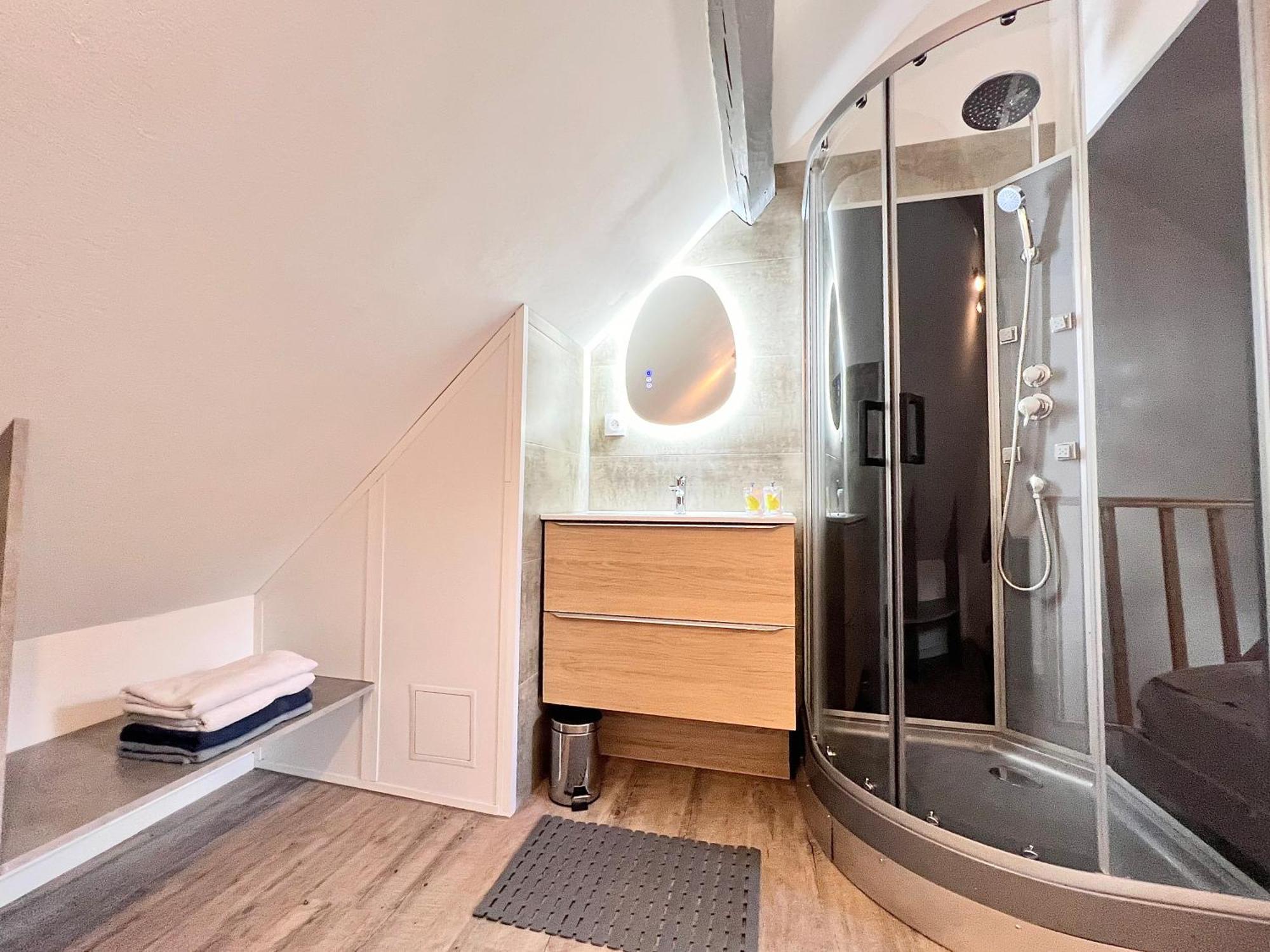 T2 Contemporain Idealement Situe Бриансон Экстерьер фото